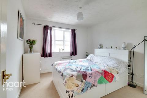36 Mill Bridge Place, Uxbridge, UB8 2XX