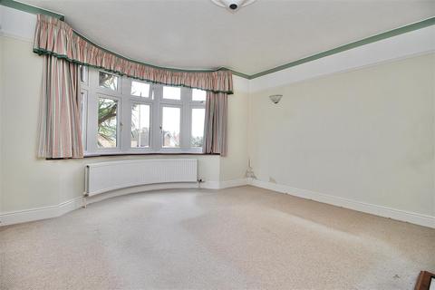 Kirston Estuary Crescent, Shotley Gate, Ipswich, IP9 1QA