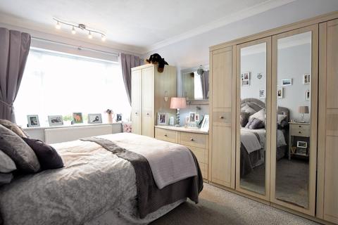 95 Cypress Close, Clacton-on-sea, CO15 4RG