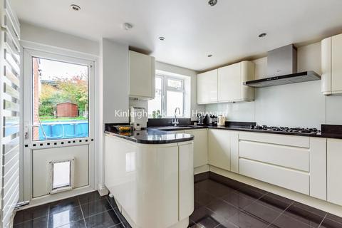 21 Riefield Road, London, SE9 2QD