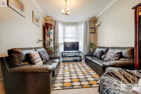 59 Ranelagh Road, London, E11 3JW
