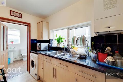 31 Stanley Grove, Croydon, CR0 3QW