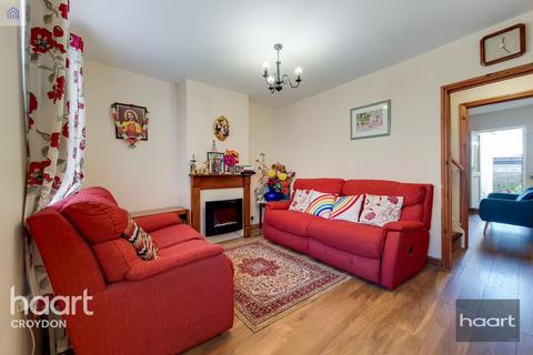 31 Stanley Grove, Croydon, CR0 3QW