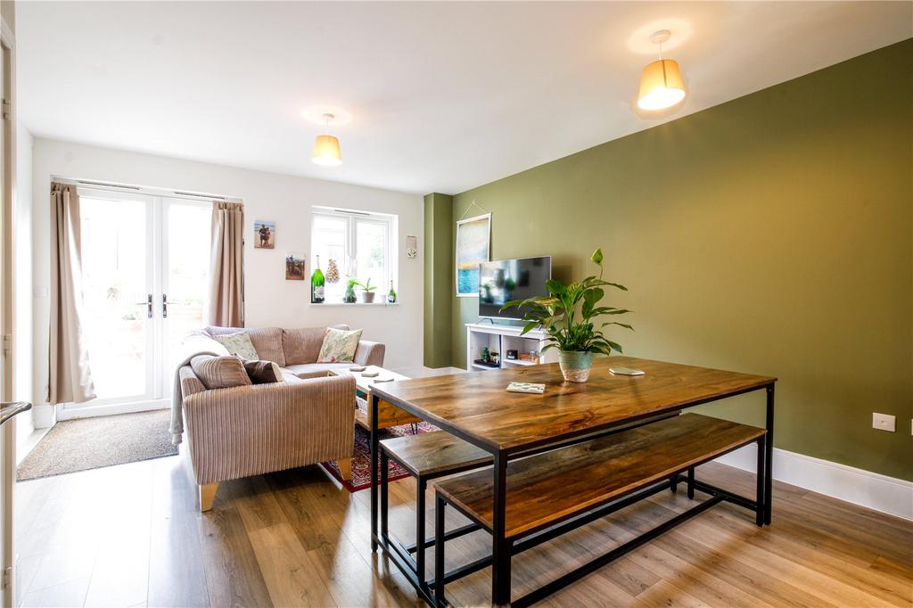 Kitchen/Reception