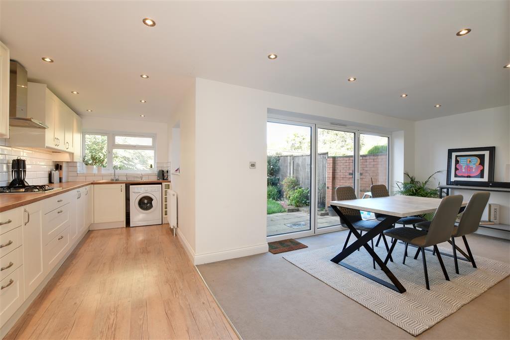 Mark Street, Reigate, Surrey 4 bed semidetached house £765,000