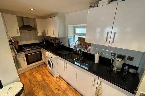 2 bedroom apartment to rent, Church Road, London, SE19