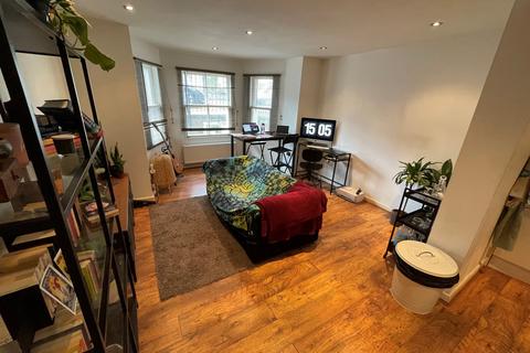 2 bedroom apartment to rent, Church Road, London, SE19