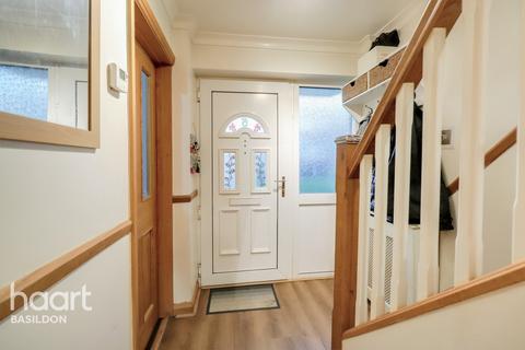 5 Thistledown, Basildon, SS14 1JU