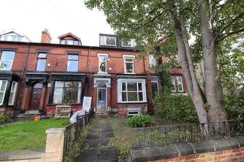 8 bedroom house to rent, Ash Grove, Leeds LS6