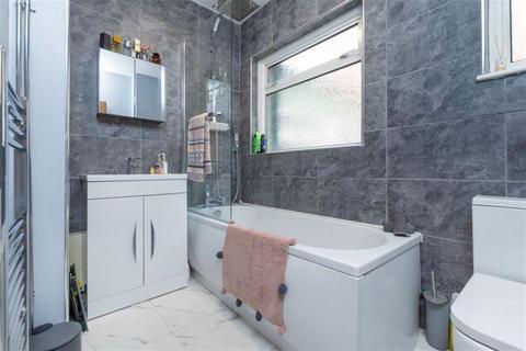 30 Fernheath Way, Dartford, DA2 7PF