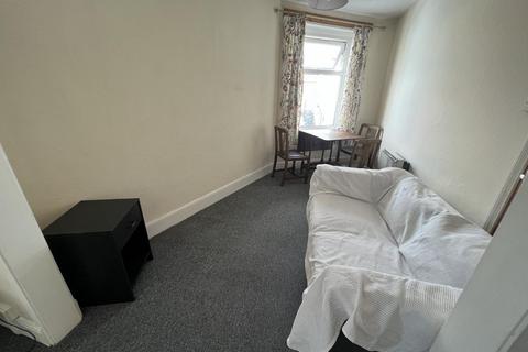 1 bedroom flat to rent, Rosewood Terrace