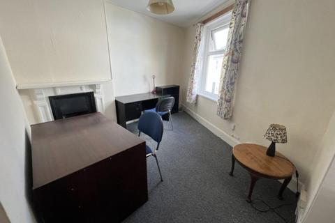 1 bedroom flat to rent, Rosewood Terrace