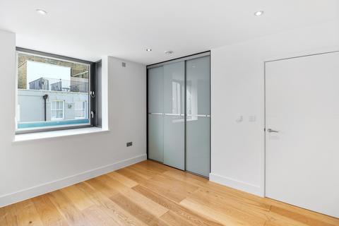 undefined, Munro Mews, Ladbroke Grove