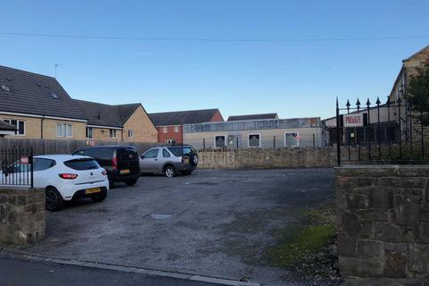 1 bedroom flat to rent, Lees Hall Road, Dewsbury