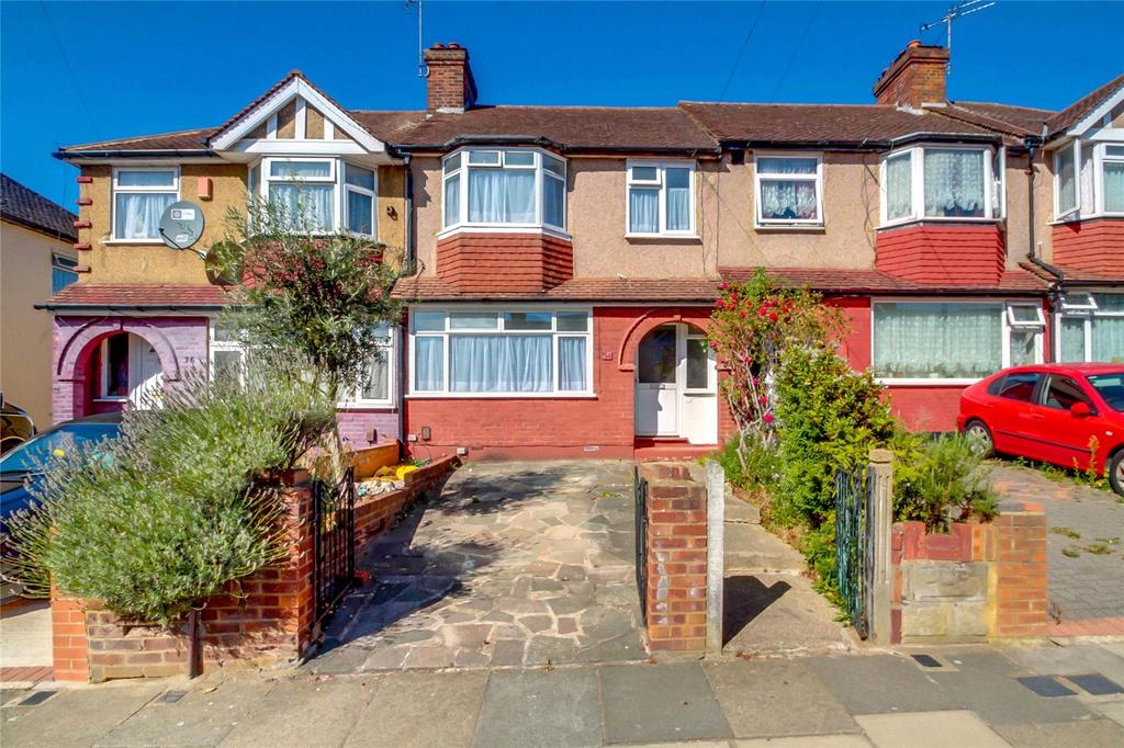 Wadham Gardens, Greenford, UB6 3 bed terraced house £1,700 pcm (£392 pw)
