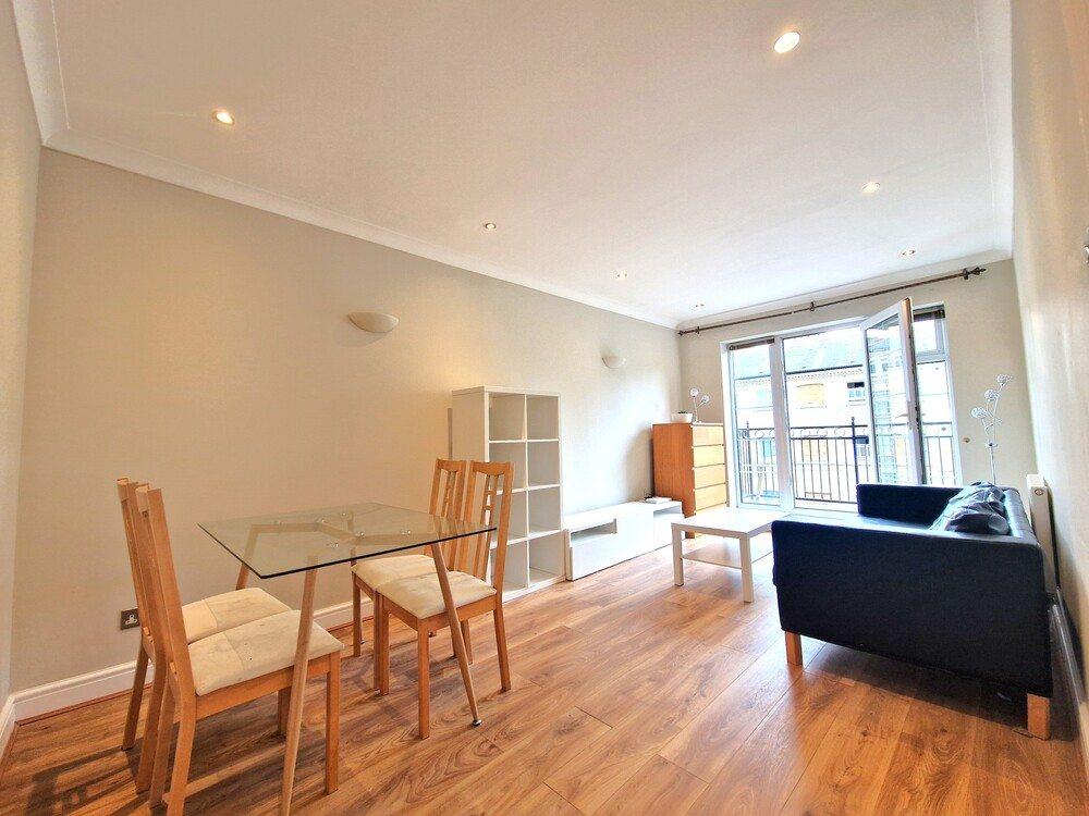 2 bedroom Flat for rent near Tower Hill E1