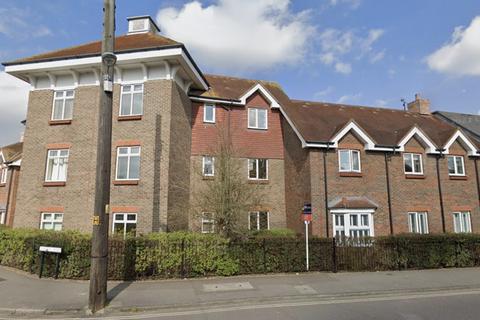 2 bedroom flat to rent, Princess Court, Gordon Road, Haywards Heath, West Sussex, RH16 1EF