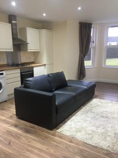 2 bedroom flat to rent, Townhead, East Ayrshire KA5