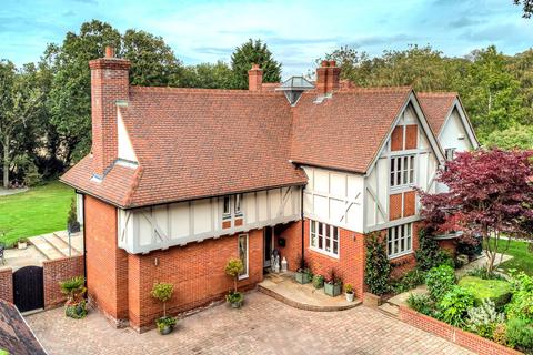Little Braxted House Braxted Road, Little Braxted, Witham, CM8 3ED
