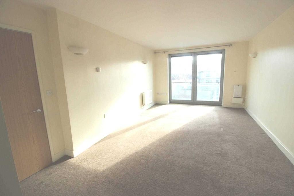Tideslea Path, West Thamesmead, SE28 0LZ 2 bed apartment £1,500 pcm