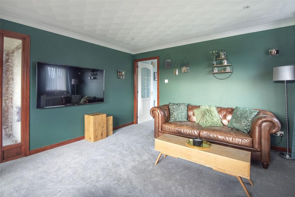 10 Cherrylea, Auchterarder, PH3 2 bed bungalow £267,500