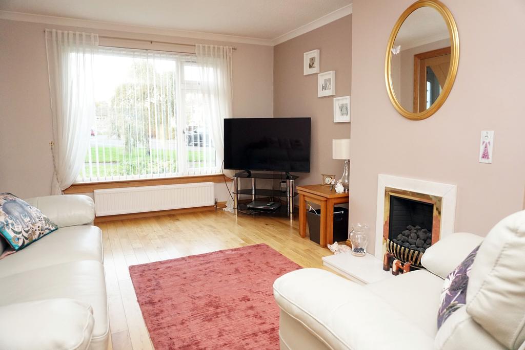 Elliot Crescent, East Kilbride G74 3 bed terraced house £130,000