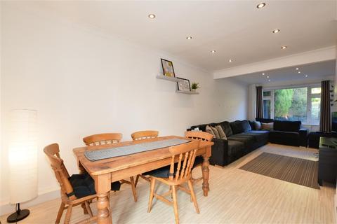 14 Claygate Road, Dorking, RH4 2PR