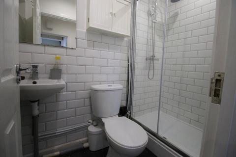 undefined, Great South West Road, HOUNSLOW, Greater London, TW4