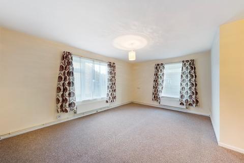 2 bedroom flat to rent, Bevis Walk, Bury St Edmunds, IP33