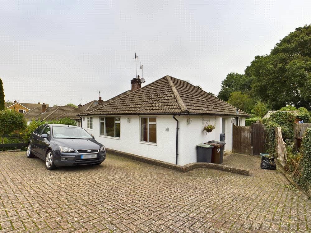 Nursery Close, Tonbridge, TN10 2 bed bungalow £425,000