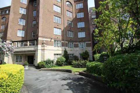 4 bedroom apartment to rent, London W9