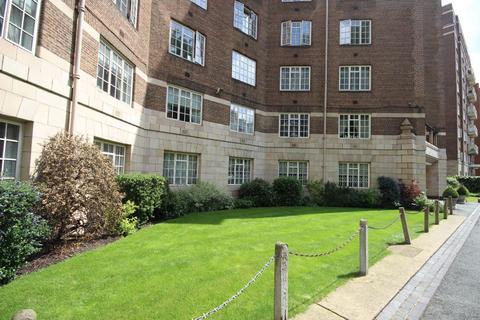 4 bedroom apartment to rent, London W9