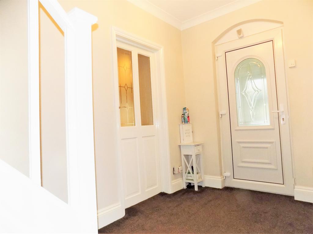 Cherry Orchard Road, Birmingham B20 3 bed detached house £375,000