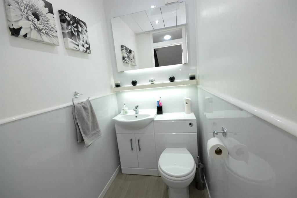 Ground Floor Wc