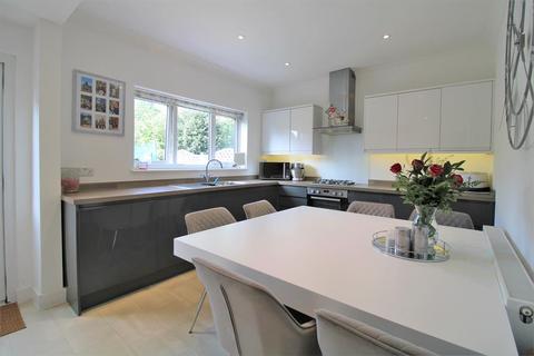 31 Woodside Road, Bexleyheath, DA7 6LB