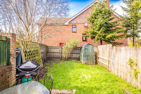 3 bedroom semi-detached house to rent, 1 Sarsens Cottage, East Ilsley, RG20