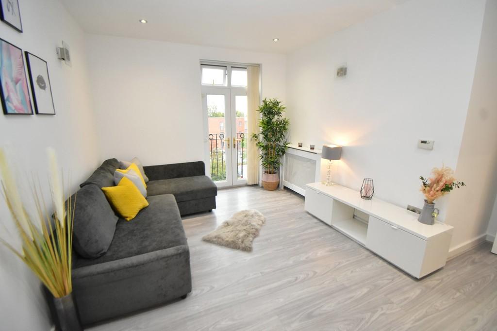 Grange House, Main Street, Dickens Heath 1 bed apartment £140,950