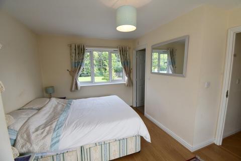 65 Balmoral Way, Birmingham, B14 4NU