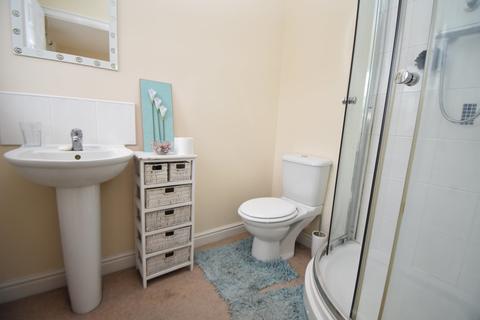 65 Balmoral Way, Birmingham, B14 4NU