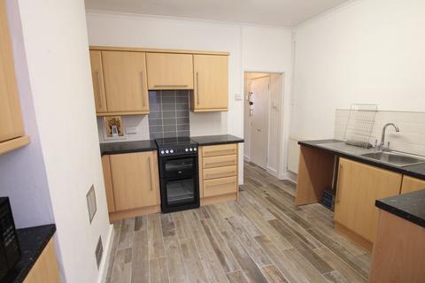 2 bedroom terraced house to rent, Norton Street, Grantham