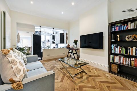 2 bedroom apartment to rent, Fulham Road, London, SW10