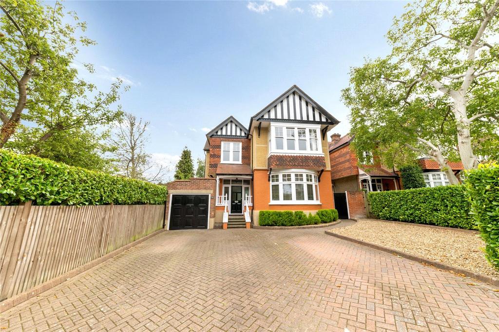 Brambledown Road, Wallington, SM6 5 bed detached house £1,250,000
