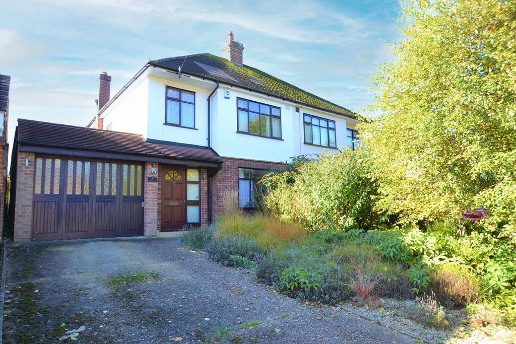 Willow Way, Radlett 3 bed semidetached house £795,000