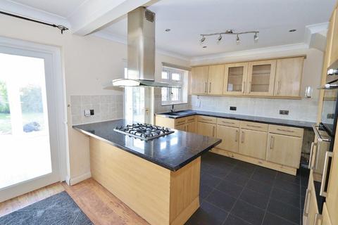 18 Esk Way, Romford, RM1 4YH