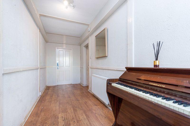 Shirley Avenue, Bexley 4 bed semidetached house £450,000