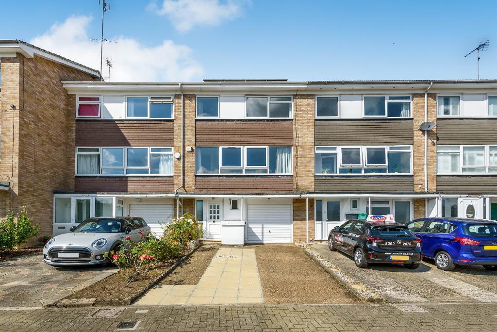 Dryland Avenue, Orpington, Kent, BR6 9SZ 4 bed terraced house £440,000