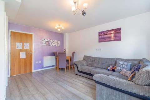 21, Page Place Frogmore, St Albans, AL2 2FB