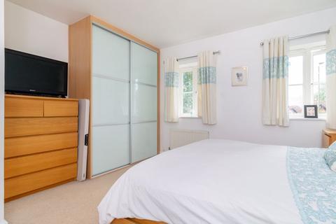 21, Page Place Frogmore, St Albans, AL2 2FB