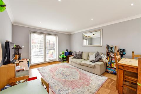 6 Cherry Orchard, Whitchurch, RG28 7HS