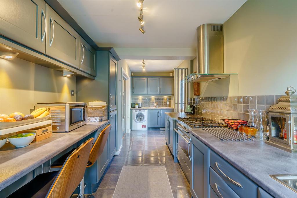 8481423-interior29.jpg
